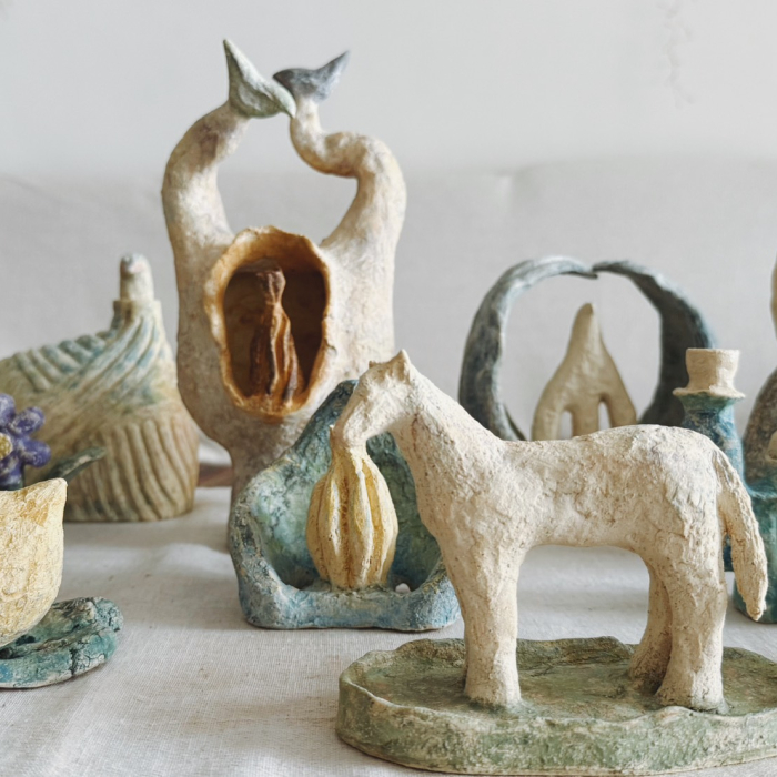 夢十九 / 謝孟璇《醒著的河》泥塑個展