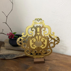 團龍戲珠抱瓶安 金色