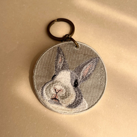 雙面刺繡吊飾（兔子）