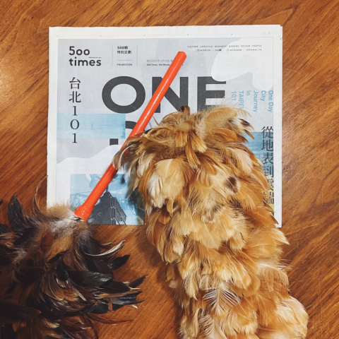 傳統雞毛撢子（母雞羽毛）