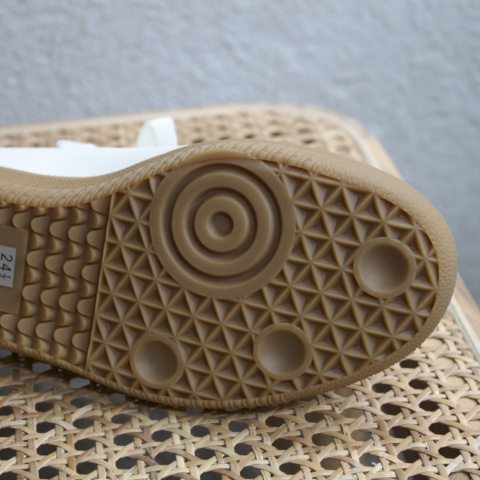 禾履製作 - 德訓鞋（女生版）