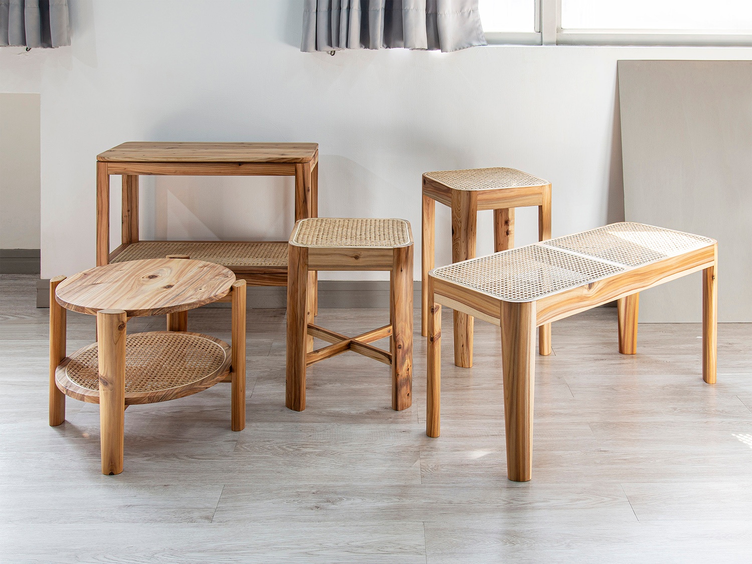 Tomood 土與木之間