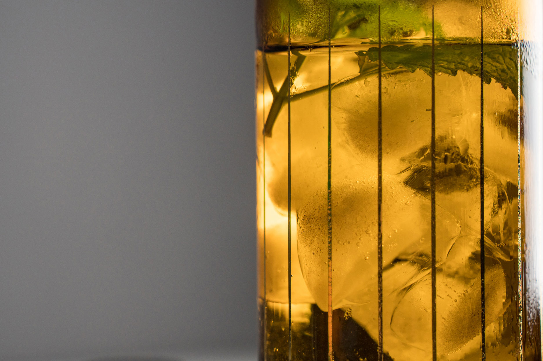 HANSCHIU AMBER 琥珀金箔玻璃杯