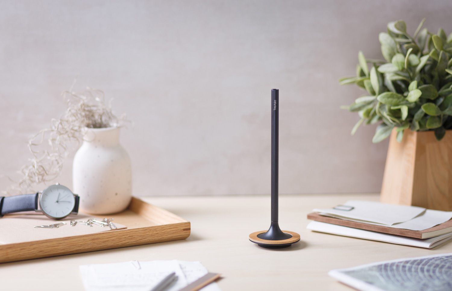 TA+d - Vertical 燻竹直立筆