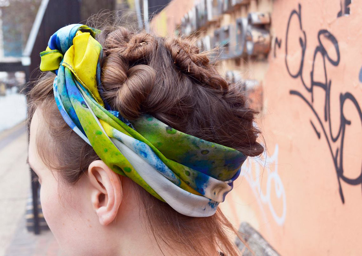 創世紀Genesis真絲絲巾